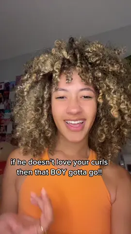 curly girls for the win 🙌 #curlyhair #curlyhairstyles #curlyproducts #curlprotection #curlyhairjourney #EmbraceyourCurls 
