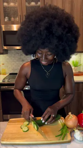 Come make date night dinner with me ___ menu  Roasted chicken  Sauté veggies  Rice #fyp #cooking #chickenrecipe 