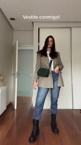 Vestite conmigo 