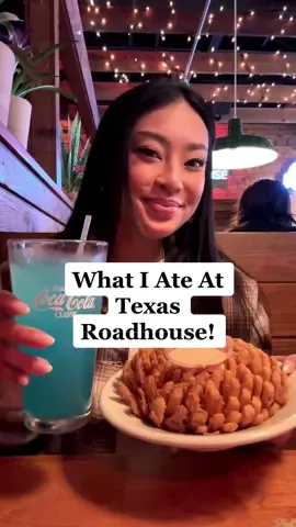 may or may not have gotten a box of those rolls to-go🫣 #texasroadhouse 