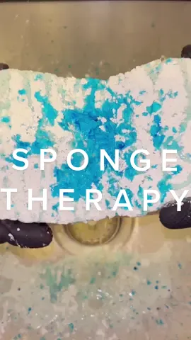 i need to work on my two handed squeezes tbh #spongetherapy #spongesqueezingasmr #carsponge #spongeasmr #satisfying #oddlysatisfying 