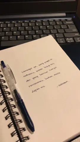 Tetap semangat aja #catatanaesthetic #bukuaesthetic #aestheticsongvibes #notebook 