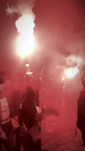 yuk yang mau red flare dns buat menyambut hari raya nya ready banyak nih lokasi Tasikmalaya yg jauh bisa kirim-kirim via toko oren free sticker pack🔥 instagram: tuku.pyro toko oren: tasstuff.market #happypyro #pyroshow #redflare #redflaredns #flaremurah #dns #tasikmalaya #tasikmalayajawabarat #jawabarat #tasikboyz #tasikpyro #pyrotasik #tasik #nobar #bandung #bobotoh #persib #fcc #northernwall #1312 #thejak #jakmania #persija #fypシ  #fypシ゚viral #fypdongggggggg  #tasikrepost #fyp #beranda #berandatiktok