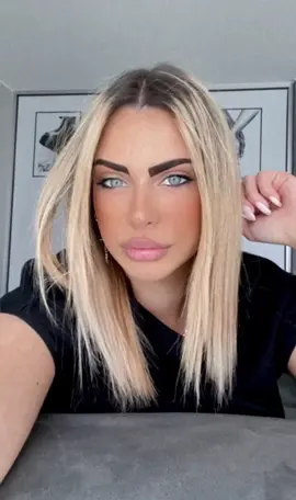 Bionda o mora?🤷🏼‍♀️😫 #perte #capcut 