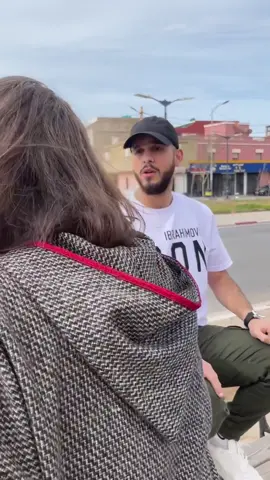 كي تغلط قدام ولدك 😂😂                                      #viral #dz #oran #couples #rire #comedy #fyp #foryou #tiktok 