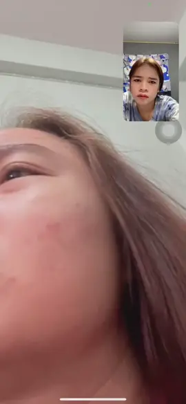 ความคิดถึงมันทรมานจริงๆ อยู่ไกลทำได้แค่ วิดีโอคอลหา อยากกอดก็กอดไม่ได้ ห่างกันทีไรหนูไม่สบายทุกทีชอบทำให้พี่เป็นห่วง🥺😖 #คิดถึงคนไกล #ทีมมีแฟนเป็นผู้หญิงแต่โตครมีความสุข #จะรีบไปหานะ #ฟีดดดシ 
