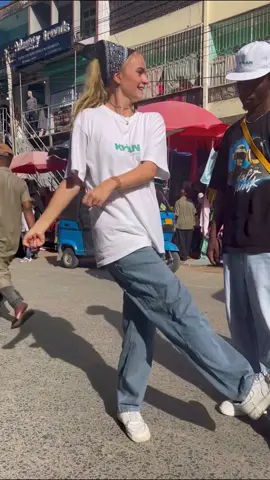 Y’all be doing my dc, but no one is tagging me😅😵‍💫 #thisyearblessings #dancechallenge #tanzaniatiktok #dancechallenge 