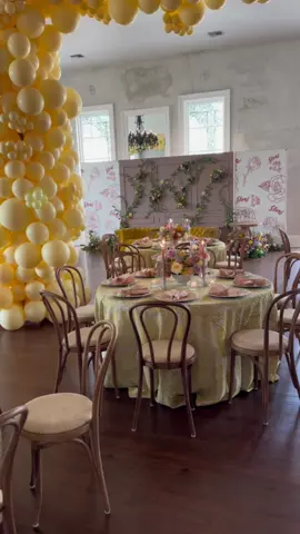 Just keep pushing! @breshaelee and Shawn’s Spring in Shai baby shower was magical 💕. When the vision comes to life 😍  Thank you to all my vendors who helped make this event a success.  #neworleans #nola #neworleanseventplanner #nolaeventplanner #nolaplanner #nolaeventplanner #florals #springtime #babyshowerideas #babyshowerinspo #springbabyshower 