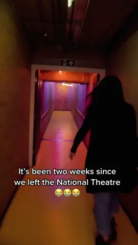 #singer #songwriter #sinner #nationaltheatre #theatre #music #soul #folk #piano #yellowbrickroad #acoustic 