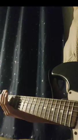 #ฉันสัญญาจะไม่ร้องไห้ #เรนิษรา #กีต้าร์ #guitar #fyp 