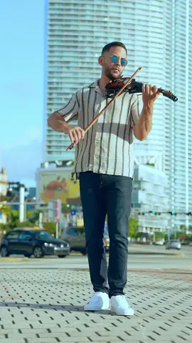 Calm Down - Violin Cover @heisrema @selenagomez  Video @hkvideographer . . . . #calmdown #violincover #ronnymorenoviolinist #miamiviolinist #viral