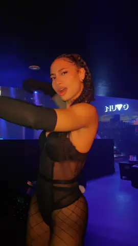 A quick tiktok at work before we get busy  DC: @Cacherel #fyp #dance #nightclub #bartender #bottleservice 