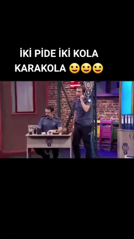 iki karışık pide iki kola karakola #gülmekrizi😂😂🙈🙈🙈 #gülmekgaranti🤣🤣🤣🤣 #gülmekirizi😂😂😂 #güldürgüldüshow #güldür #keşfetteyizzzzzzzzzzzzzz 