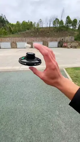 🛸Esse Mini Drone é SENSACIONAL! 🪃Efeito Boomerang = Diversão garantida! #drone #viral #tiktokmefezcomprar #diversao