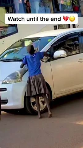 Never stop doing little things for others, sometimes those little things occupy the biggest part of their heart ❤️🥹. #fyp #viral #kindness #help #poor #food #sad #fypシ゚viral 