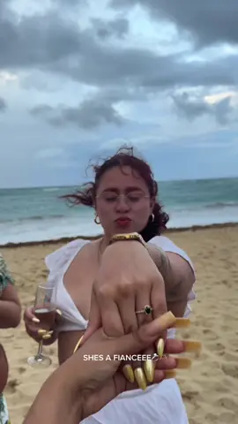 GRWM my older sisters secret proposal💍🥹 she was so suprised! So happy to have a future brother in-law OMG #secretproposal #sheafiancee #engagementday #weddingproposal 