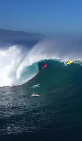 @_aclassic_ Raw surf stories, by those who did it! Featuring @benjamingordonhaddad   Like and Follow @_aclassic_ for epic daily saltwater tales and action, direct from the source!   Part 1/2   This was an outer reef on the North Shore of Oahu, Hawaii the morning of the Eddie. I was riding a 10’7 Kirk Bierke gun. I’d describe the break itself as a deep-water version of cloud break. The reef doesn’t change in depth significantly throughout the line-up which means the bigger waves break a lot further out than the insiders making it very easy to get caught inside if you aren’t cautious. I hadn’t been in the line-up for long, maybe 15 minutes before I had to swim through the one from the drone footage. I was in awe paddling towards it. I’d never seen a wave so big and so perfect that close to landing on my head! I swam through it fine and managed to stay relatively relaxed all things considered. The other wave was the first one I caught out there, I was sitting on the inside and it came right to me. I put my head down and paddled as hard as I could. As the wave stood up and picked me up with it there was a strong wind coming up the face purely created by the wave travelling forward at such a high speed. I haven’t had a lot of experience with trying to paddle into deep, open ocean waves. They travel much faster than the Aussie slabs from home!   Epic footage by @ready2fly_imagens_aereas   Part 2/2 available now @_aclassic_   Now that’s Aclassic!   Send us a DM with your epic waves to be featured in our wave of the day.   #surfing #surf #surfer #waves #beach #ocean #surflife #surfphotography #surfinglife #surfboard #sea #travel #sup #surfers #beachlife #surftrip #Summer #wave #surfergirl #longboard #surfboards #watersports #surfingphotography #bodyboarder #bodyboard #bodyboarding #bluewatertherapy #aclassic    