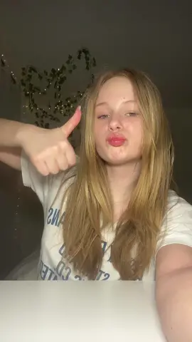mir fehlt nur noch eine sonnencreme und dann ist meine skincare erstmal komplett 🤗 gute nacht hihi❣️