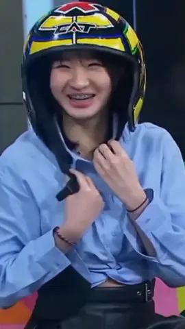Membalas @hestydsy18 CO yang ukuran UPSIZE, Tag bestie di kolom komen😭🤣. . . . #helmbogo #helmbogokekinian #helmbogoclassik #helmbogoviral #UniqloRamadan #bekahsentosa 
