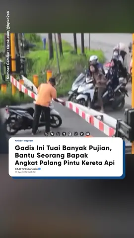Ketika hatimu tergerak untuk membantu seseorang, jangan pernah ragu untuk melakukannya. Lokasi : Padang, Sumatera Barat  #daaitv #televisicintakasih #sebarkankebaikan #viral #lintasankereta #gadis #padang #reels #tolongmenolong