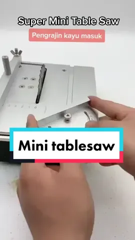 Cocok buat pengrajin barang2 kecil ini #tablesaw #minitablesaw #mejapotongkecil #alatpotong #alatperkakasviral 