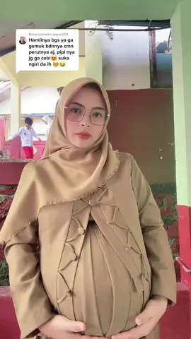 Membalas @anmar003 padahal udah naik 12 kg nih😅😍 #bumilhappy #UniqloRamadan #hplapril2023 #ibugurutiktok #ibugurusd 