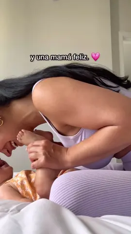El video al final 😭💗🙏🏽 Quizás no todos los días en la maternidad vamos a poder ser presentes, pacientes ni felices. Porque…somos humanas. Pero, espero que la mayoría de los días sí. 🙏🏽 Esa es la meta. No me canso de decirlo: mamá, tu salud mental y tu salud física son una prioridad también. No te dejes para lo último. 🤍 #maternidad #maternidadreal #postparto #mamasdetiktok 