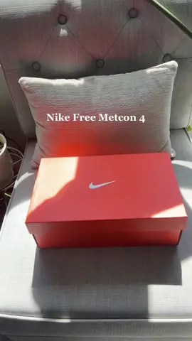 Nike Free Metcon 4. I love these & now I got the black ones catch me wearing them all the time! #nikefreemetcon4 #gymshoes #nike #fyp 
