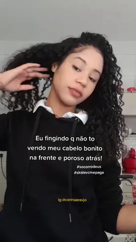 pelo menos é atrás 🙌 #cachos #poroso #cabelocacheado #cabelo #cacheadas 