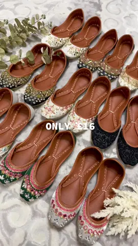 Place your order at www.luxedupatta.com #fyp #eid #Ramadan2023 #khussa 