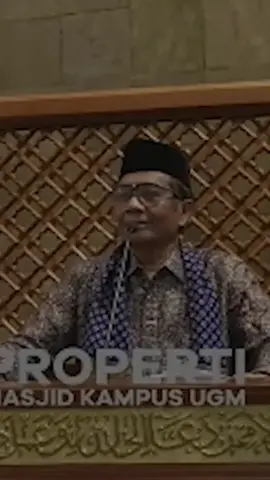 19.53 WIB. Setujukah DPR dibubarkan? #fyp #mahfudmd 