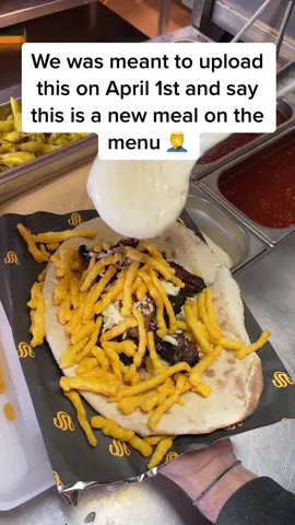 Nik Nak meal? 👀 😋 Would you try it? 🤣 #shimlaspecial #shimlarestaurants #niknaks #foodtiktok #FoodLover 
