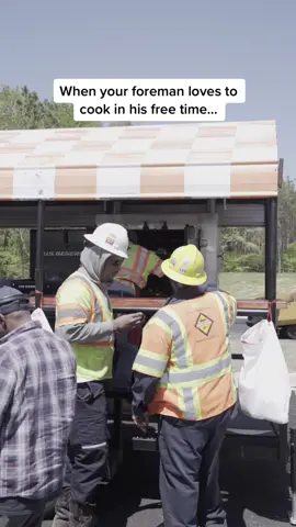 As the team wraps up an asphalt paving job on a local warehouse in Marshall County, foreman Keith Taylor traded hard hat for apron to make his crew lunch as a show of thanks. 💪😤🍽️ #constructiontiktok #asphaltlife #asphaltpaving #bluecollarboys #hotmixasphalt 