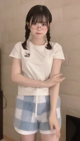 韓国で流行ってるダンスらしい🩰#おすすめにのりたい #おすすめ #アイドル 