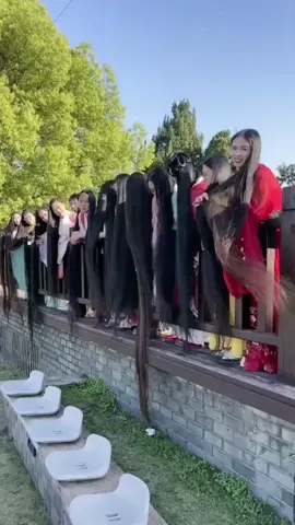 long hairs village Girl's #longhair #longhair #haircare #shorts #youtubeshorts #hair #fypシ゚viral #beauty #tiktokpakistan_foryoupage #makeuptutorial #tiktokindia #reelsvideo #tik_tok #shorts #reelsvid 