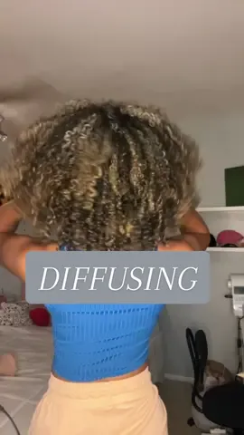 I got AMAZING results from the Conair Infinity Pro Hairdryer diffiser attatchment!! 😮 the link to this exact one is in my amazon storefront 💖 #curlyhair #curlyproducts #curlyroutine #curlyhairstyles #curlyhairjourney #frizzycurls #diffusing #curldiffusing @conair 