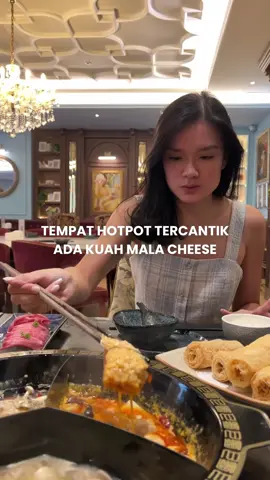 kuah mala cheese nya gilaa🔥 w nobatkan jadi kuah hotpot ter-baik se Jakarta😂🤝🏻 #hotpot #hotpotjakarta #hellodarling #PIK #pantaiindahkapuk #kulinertiktok #kulinerjakarta #kulinerpik #serunyaberburutakjil #SerunyaBareng #SerunyaKulinerBareng #SegarnyaBareng #viralditiktok 