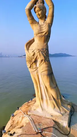 #Statue of Fisher Girl in Zhuhai 