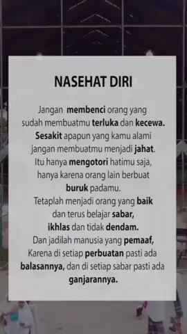 Allah aja Maha Pemaaf ❤ Tugas kita sebagai manusia hanya bisa memaafkan, selebihnya kita serahkan pada Allah, biar Allah yg membalas rasa sakit hati yg kita rasakan.. pembalasan Allah akan jauh lebih pedih dari yg kita rasakan, jika tidak di dunia pasti di akhirat 🥰 #hukumtaburtuaipastiberlaku  #Allahtidaktidur #tetaplahmenjadibaik 