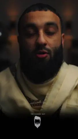 Here is the best way to make dua to Allah, called the sandwich method. This is the most correct etiquette when calling upon Allah.  You stack your dua between 2 things that a lot of people forget and neglect.  Share this video so others can make effective duas as well. 