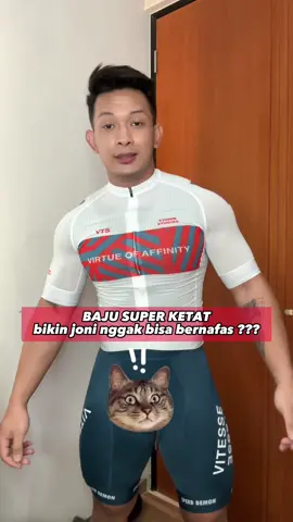 Baju yang bikin joni ga bisa bernafas ? 😤😤 #fyp #gowes #roadbike 