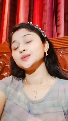 যদি কাছে টানতে চাও তবে মিষ্টি হাসি দাও 😆🧟‍♀️#foryou #unfrezzmyaccount #bdtiktokofficial #foryoupage 