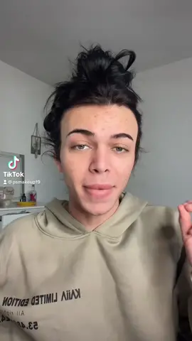 Little honest chat ❤️ i love my job and wouldnt ask for anyrhing other than this !! I appreciate and so thanfull for the people i work with and the things i get sent, But sometimes it can be abit overwhelming especially with the amount of mail that arrives and keeping it all on track , im a one person and can only get done what i get done xox #fypシ #chitchat #fypシ #foryoupage❤️❤️ 