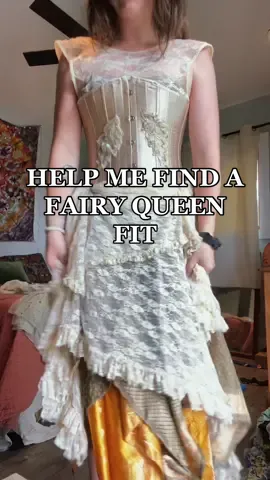 Is it just me or was that last outfit perfection?? 🧚‍♂️ 🧝‍♀️ 