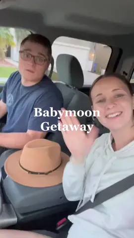 Off on our babymoon to go date my husband all weekend 😍❤️🫶🏻 first time we are getting a night away together in 19 months & its much needed. Were doing it!  #babymoon🤰🏻 #parentsgetawayweekend #toddlerparentslife #toddlerparentsurvivaltips #marriagetips😜 #dateyourspouse❤️ 