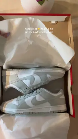 and before you ask my boyfriend knows his gift already for graduation 🤧 @happyfeet.llc #dunks #dunkshoes #boyfriendgiftideas #boyfriendgifts #dunksoutfit #happyfeet #realisticroutineswithken #boyfriendgiftscheck 