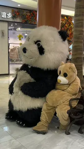 hai ỗng mỗi lần giận nhau như vậy đó coi nản hông 😂😂 #xuhuong #xuhuongtiktok #funny #cutepanda #bear #tiktok #LearnOnTikTok #haihuoc #giaitri #vacaiket #stupid 