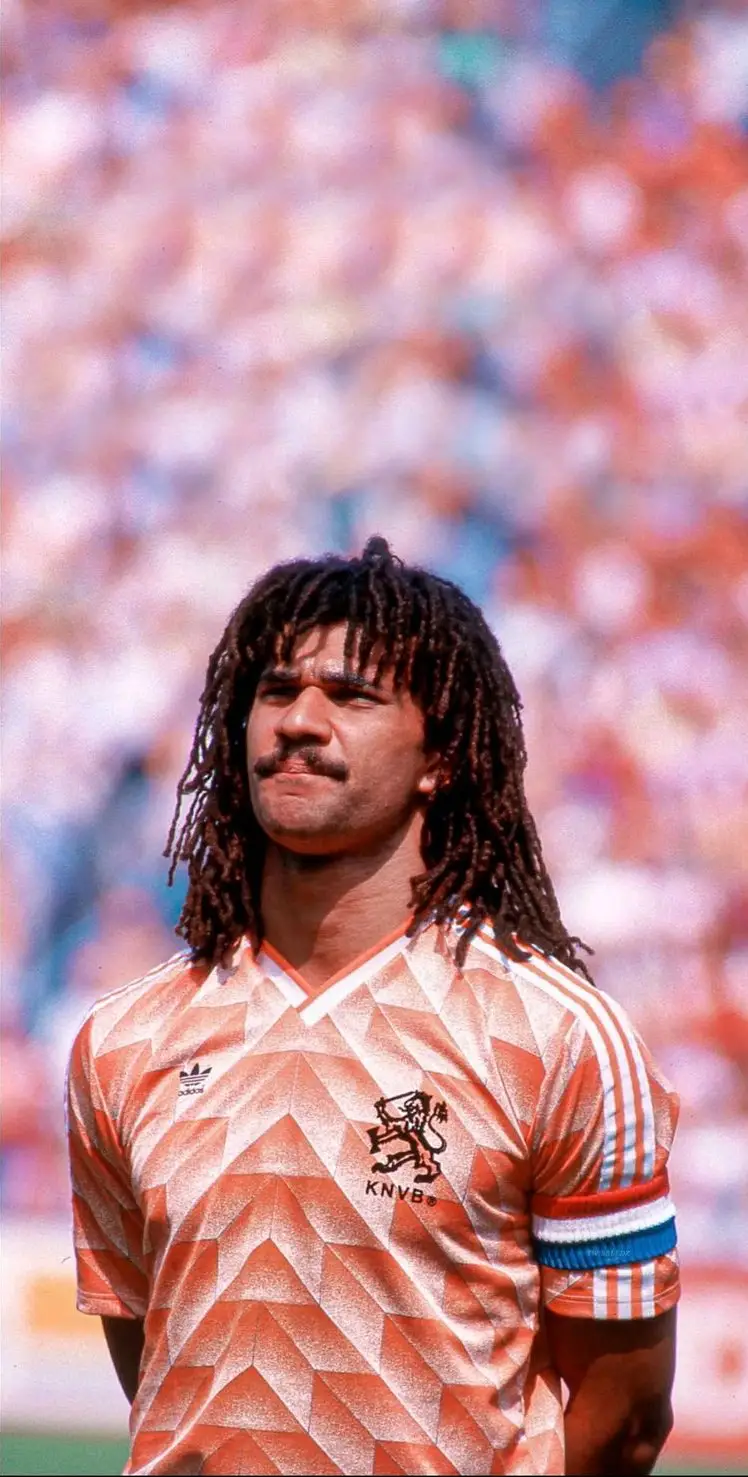 Ruud Gullit💥  #fyp #foryou #goat #footballtiktok #parati #pati #legend #viral #Soccer #patiiiiiiiiiiiiiiiiiiiiiiiiiiiiiiiiiiii #milan #netherlands #gullit #hairstyle #dreads 