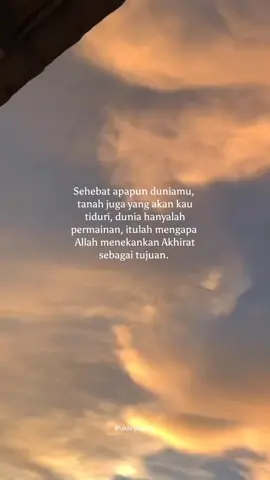 Ya Allah diri ini terlalu lalai, maka berikanlah diri ini jalan, menuju kepada-Mu. #ukhtyhanaa #quotesislami #selfreminder #tamparandirisendiri