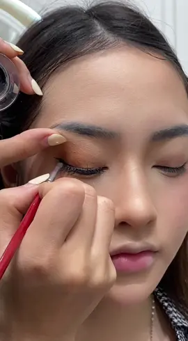 Liner đê 😍 #Eyeliner #liner #makeup #bienhinh #trending #thukennymakeup #goclamdep #viral #LearnOnTikTok #trangdiem #makeuptiec #douyin #lookbook #trangdiemcodau #trendingsound 